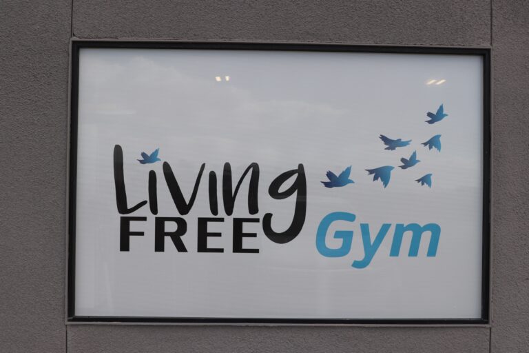 Living Free Gym Plans Family-Friendly New Year 5K